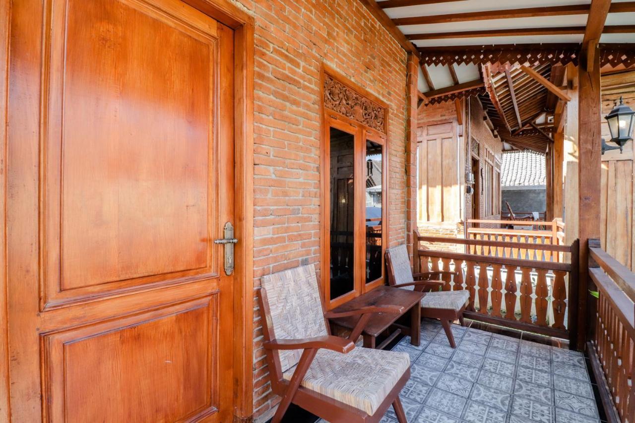Omah Teras Bata Guesthouse Yogyakarta Ngoại thất bức ảnh